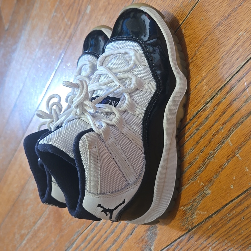 Air Jordan 11 Retro GS 'Concord' 2018 Size 13c - Picture 4 of 7